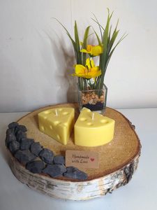 Kaarsen-overzicht 4 Kaas kaarsjes uit de Kaasstad Alkmaar milieuvriendelijkhoogte 2 cm.